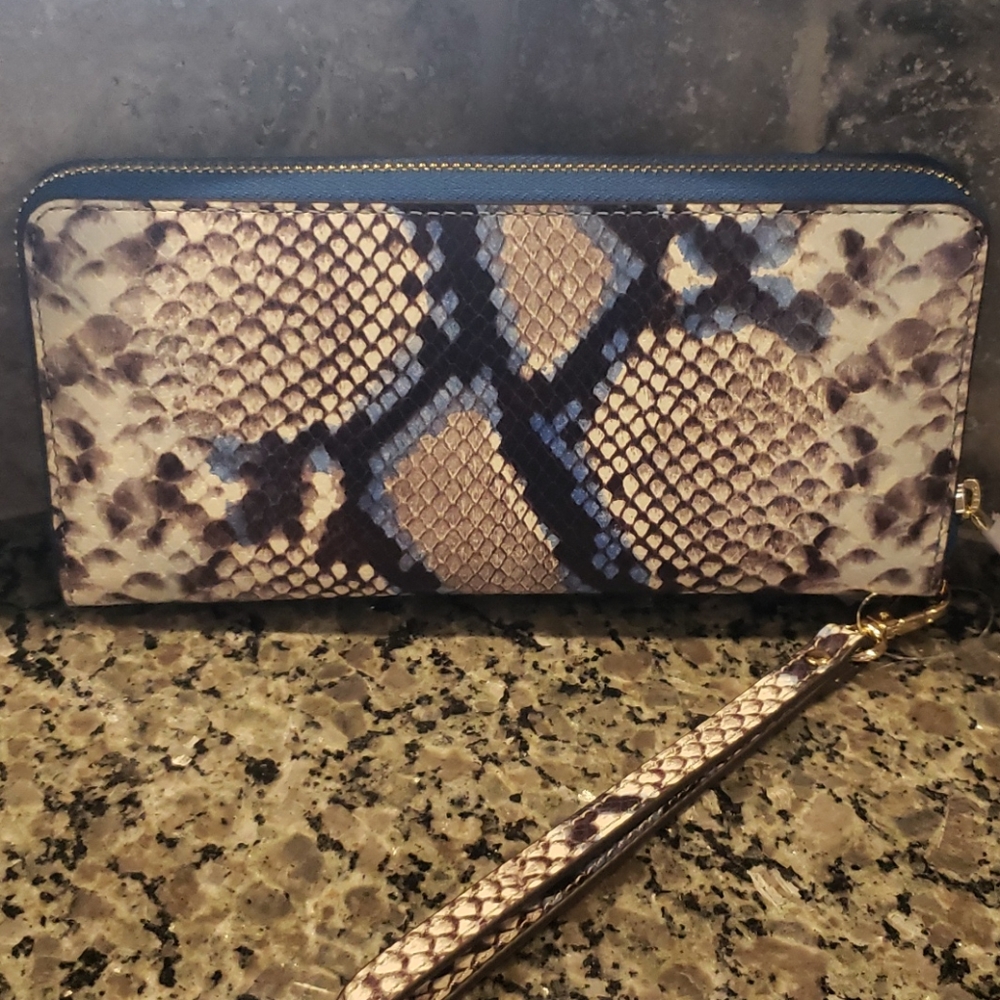 MK wallet - Picture 2 of 4